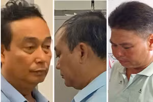 Các bị can Hồ Tấn Bạo, Nguyễn Trường Giang và Thái Hữu Phước khi bị khởi tố (thứ tự từ trái qua). (Ảnh: C.A)