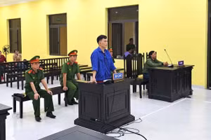 Bị cáo Bùi Minh Lợi tại phiên tòa.