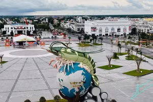 Festival tôm Cà Mau sẽ được tổ chức tại Quảng trường Phan Ngọc Hiển, phường An Xuyên.