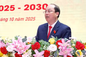 Ông Nguyễn Hồ Hải, Bí thư Tỉnh ủy Cà Mau phát biểu tại Đại hội.