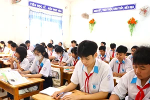 Các trường trên địa bàn tỉnh Cà Mau tạm ngưng dạy thêm, học thêm trong trường sau khi Thông tư 29 của Bộ GD&ĐT.