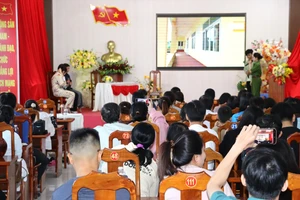 Sự kiện truyền thông Thay đổi nếp nghĩ, cách làm tại phường An Xuyên (Cà Mau).