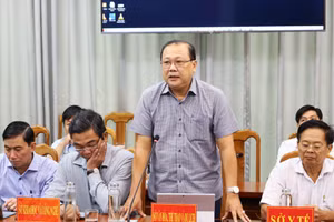 Ông Nguyễn Văn Đen, Phó Giám đốc Sở VH-TT&DL thông tin tại Hội nghị.