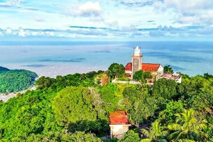 Di tích lịch sử Hòn Khoai, Cà Mau.