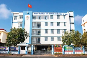 Trung tâm Giáo dục thường xuyên tỉnh Cà Mau.