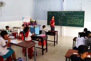 Lớp học tình thương tại Giáo xứ Tắc Vân.