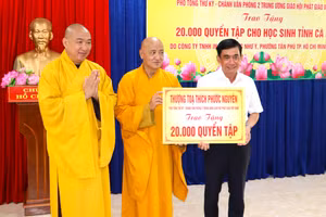 Sở GD&ĐT tỉnh Cà Mau tiếp nhận tập.