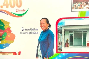 Niềm vui của nhiều hộ dân ở tỉnh Cà Mau khi có được căn nhà mới an toàn.