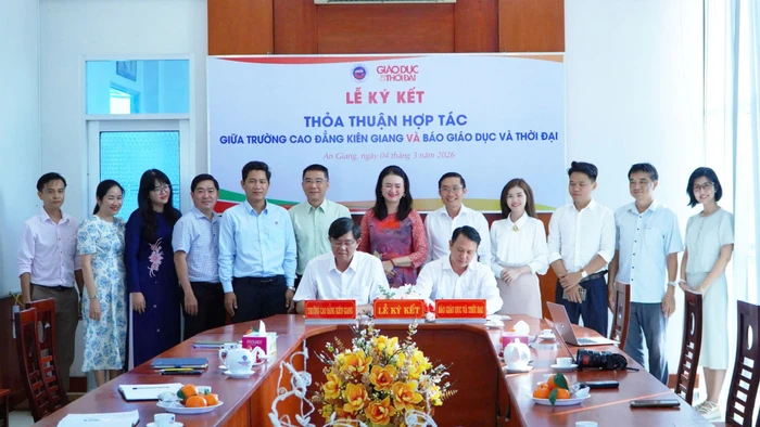 Lễ ký kết thỏa thuận hợp tác giữa Trường Cao đẳng Kiên Giang và Báo Giáo dục và Thời đại.