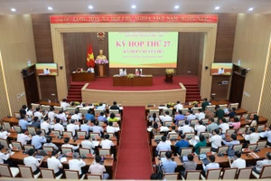 Kỳ họp thứ 27, HĐND tỉnh Quảng Ngãi khoá XIII, nhiệm kỳ 2021-2026.