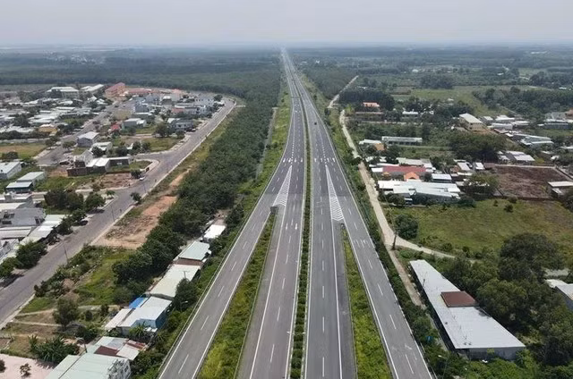Cao tốc Dầu Giây- Tân Phú dự kiến thu phí thấp nhất là 1.900 đồng/km