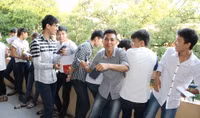 Thí sinh vui vẻ, thoải mái tự tin bước vào buổi thi cuối cùng ảnh 6