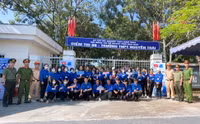 Những hình ảnh ý nghĩa trong kỳ thi tốt nghiệp THPT nơi phố núi