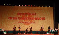 Đa sắc ngày hội văn hóa các dân tộc miền Trung ảnh 2 Đa sắc ngày hội văn hóa các dân tộc miền Trung ảnh 2