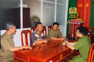 Đối tượng Thái Văn Bình tại cơ quan công an. Ảnh: Công an Đồng Tháp.