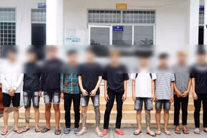 Các đối tượng liên quan đến hành vi chém người gây thương tích. Ảnh: Phước Thanh.