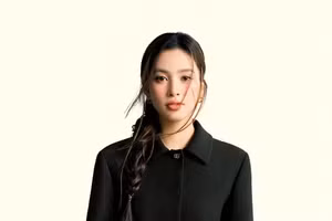 Tiểu Vy, Hòa Minzy cùng dàn sao Việt gửi lời yêu thương nhân ngày 20/10