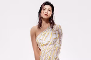 Tăng Thanh Hà hiếm hoi diện đồ xuyên thấu khoe sắc vóc quyến rũ