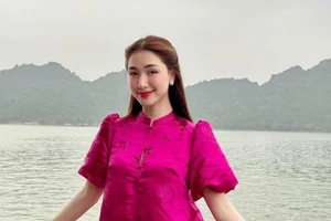 Hòa Minzy xót xa bé trai bị bảo mẫu ném tử vong