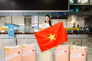 Kiều Duy rạng rỡ lên đường, lan tỏa thông điệp nhân ái đến Miss International