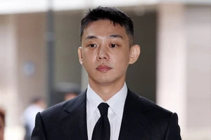 Yoo Ah In nhận 2 năm án treo