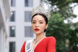Phản ứng của Hoa hậu Kỳ Duyên sau thông tin chưa tốt nghiệp Đại học