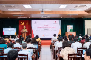 Thúc đẩy bình đẳng giới trong khu vực công