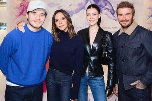 David Beckham phản ứng gây chú ý sau lời tố của con trai Brooklyn