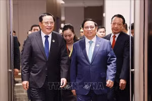 Thủ tướng Việt Nam, Lào, Campuchia ăn sáng giao lưu đặc biệt với ASEAN BAC