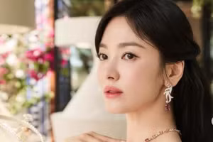 Song Hye Kyo gây kinh ngạc trong loạt ảnh mới, xứng tầm nữ thần nhan sắc