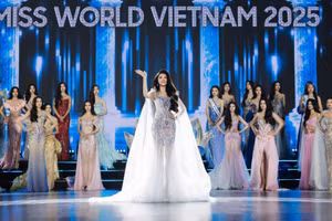 Người đẹp Phan Phương Oanh đăng quang Miss World Vietnam 2025