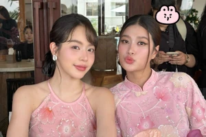 Thanh Thủy, Thiên Ân cùng dàn hoa hậu thả hồn trong tà áo dài cách tân đón xuân