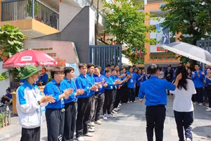 Hơn 5.000 lượt tình nguyện viên tham gia Tiếp sức mùa thi 2025