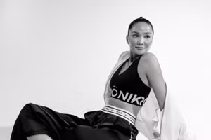 H'Hen Niê khẳng định phụ nữ đẹp nhất khi tự tin