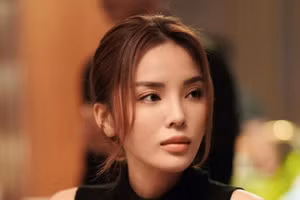 Hoa hậu Kỳ Duyên khẳng định không 'dao kéo' gương mặt, hé lộ bí quyết đẹp tự nhiên