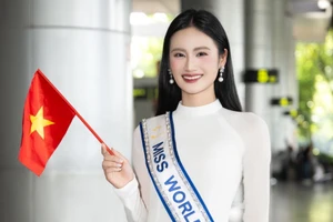 Ý Nhi rạng rỡ về nước, khép lại giấc mơ Miss World