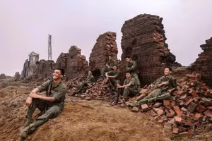 'Mưa Đỏ' trở thành phim ăn khách nhất lịch sử phòng vé Việt