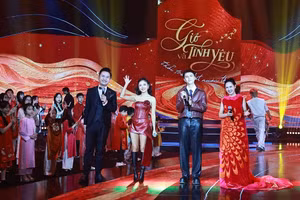 Hà Trần, Văn Mai Hương đong đầy cảm xúc trong đêm nhạc đặc biệt chào Xuân