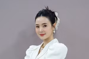 Không còn là nàng ’nàng thơ’, Midu lột xác thành nữ tổng tài sắc sảo