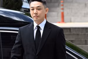 Diễn viên nổi tiếng Yoo Ah In được trả tự do 