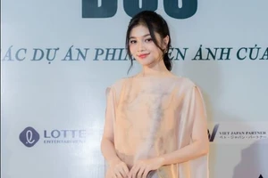 Á hậu Huỳnh Minh Kiên xúc động chạm ngõ điện ảnh
