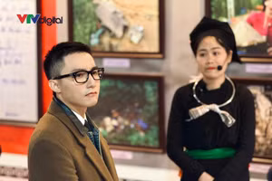 Sơn Tùng M-TP thăm làng Nủ 