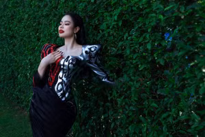 Á hậu 4 Miss Grand Vietnam 2024 tung bộ ảnh Snow White cực lạ