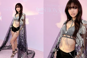 Lisa (BLACKPINK) khuấy đảo sân khấu Victoria's Secret