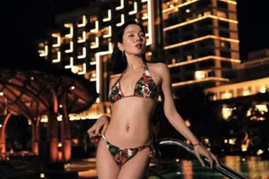 Lệ Quyên tự tin khoe 3 vòng căng tràn khi diện bikini xinh đẹp ở tuổi U50
