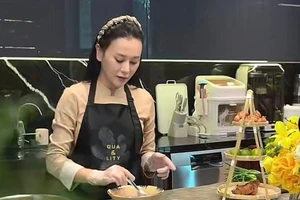 Phương Oanh bất ngờ xuất hiện sau biến cố gia đình, vẻ thoáng buồn gây chú ý