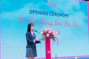 Nữ sinh Việt nói 4 thứ tiếng giành học bổng 6 tỷ du học Mỹ