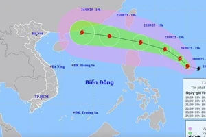 Bão Ragasa tiến vào Biển Đông có thể mạnh lên thành siêu bão