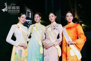 Chiêm ngưỡng màn trình diễn ấn tượng của các Đại sứ Lễ hội Áo dài TPHCM