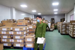 Cần 'làm sạch' thị trường 'sữa bẩn'